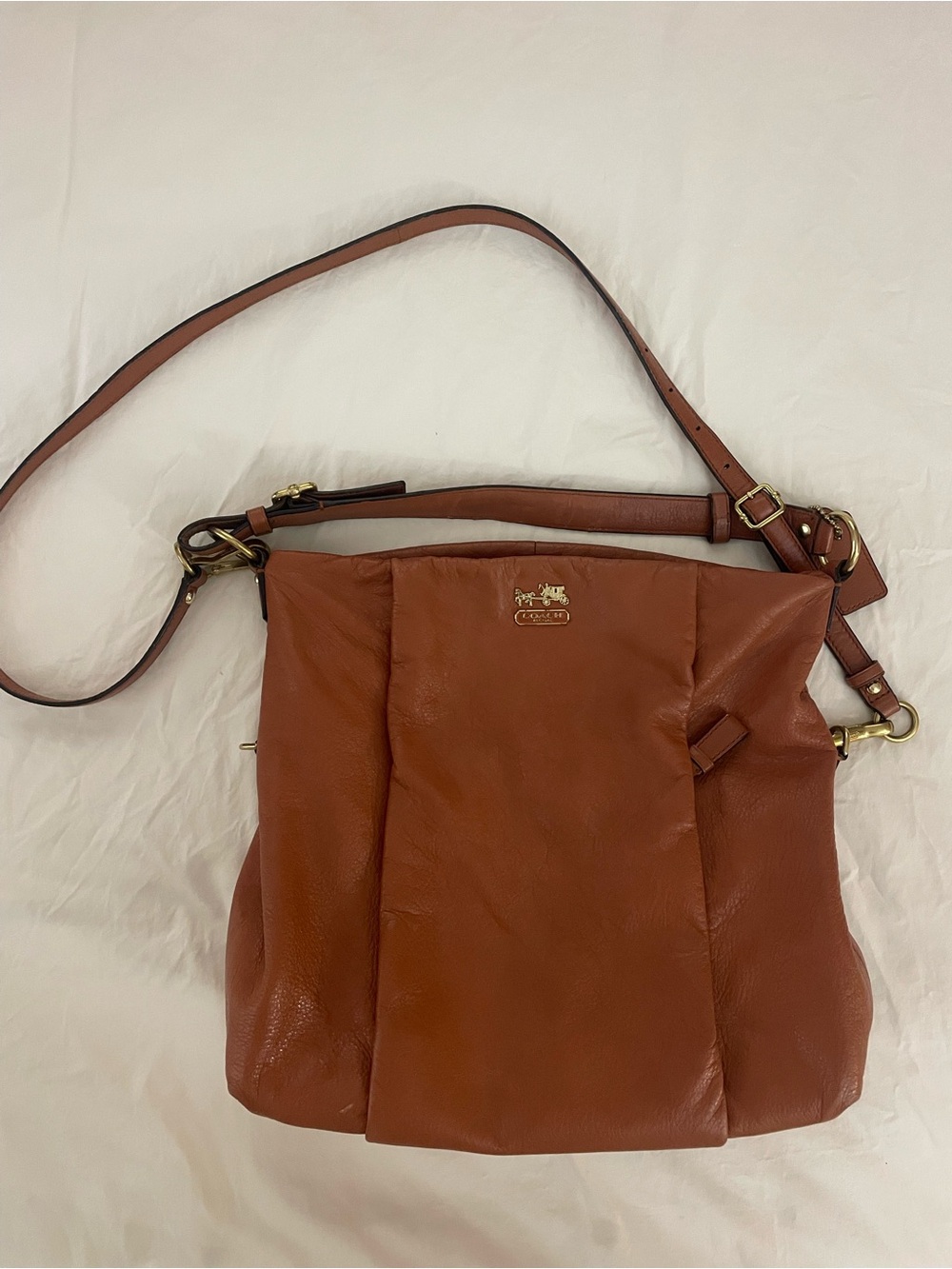 Coach Leather Crossbody Shoulder Bag in Cognac